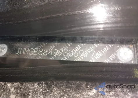 2009 Honda Fit Sport z USA, uszkodzony, nr VIN JHMGE88499S069176